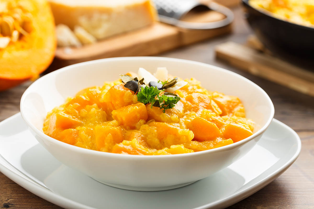 Stockfoto - Risotto mit Hokkaido-Kürbis und Parmesan