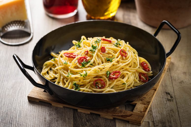Spaghetti aglio, olio e peperoncino
